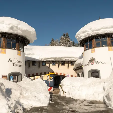 호텔 Family Schloss Rosenegg 4*