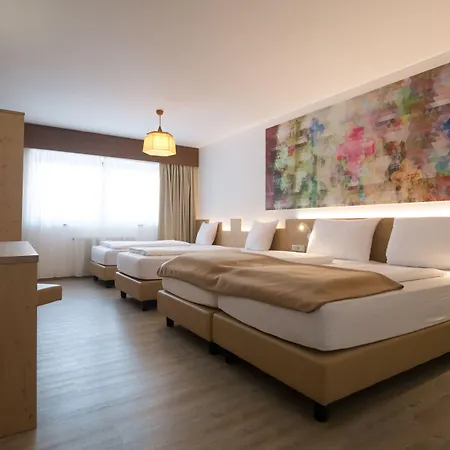 Family Schloss Rosenegg 4* 피버브룬