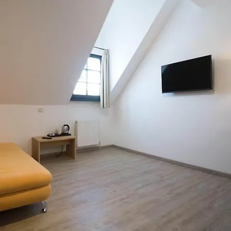 Otel Family Schloss Rosenegg 4*