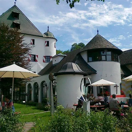 Family Schloss Rosenegg