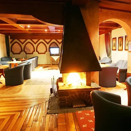 Hotel Family Schloss Rosenegg 4*