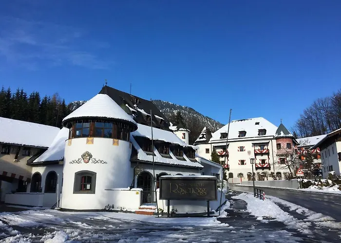 Family Schloss Rosenegg Hotel