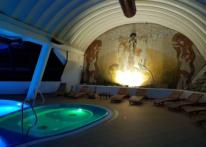 Hotel Family Schloss Rosenegg 4*