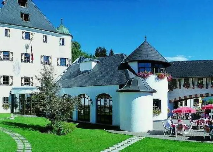 Hotel Family Schloss Rosenegg
