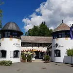 Family Schloss Rosenegg Hotel