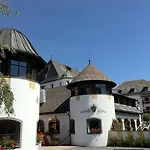 Hotel Family Schloss Rosenegg
