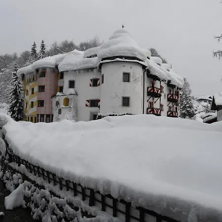 Family Schloss Rosenegg 4* Fieberbrunn