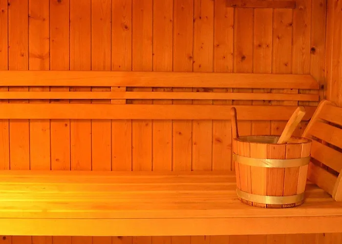 Hotel Family Schloss Rosenegg 4*