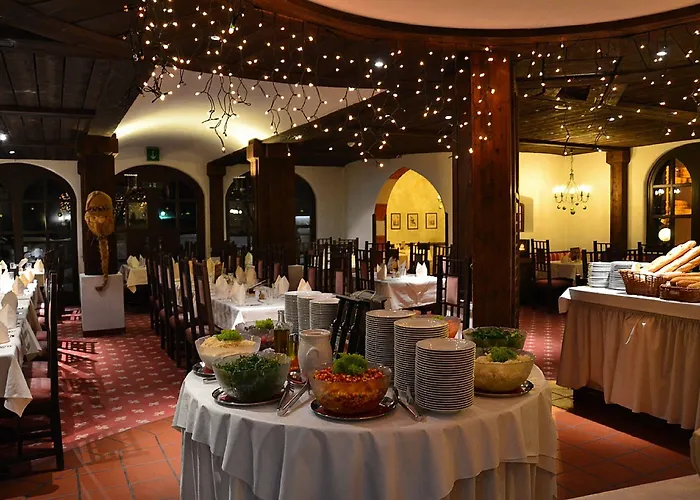 Family Schloss Rosenegg Hotel