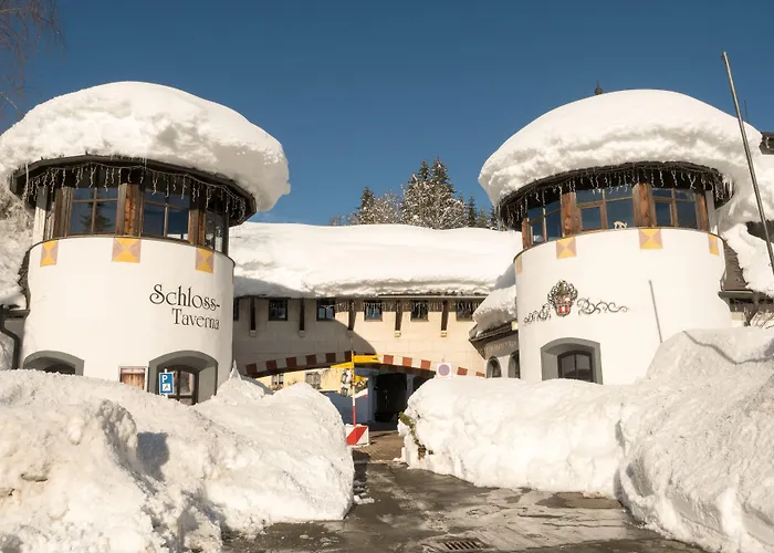 Hotel Family Schloss Rosenegg 4*