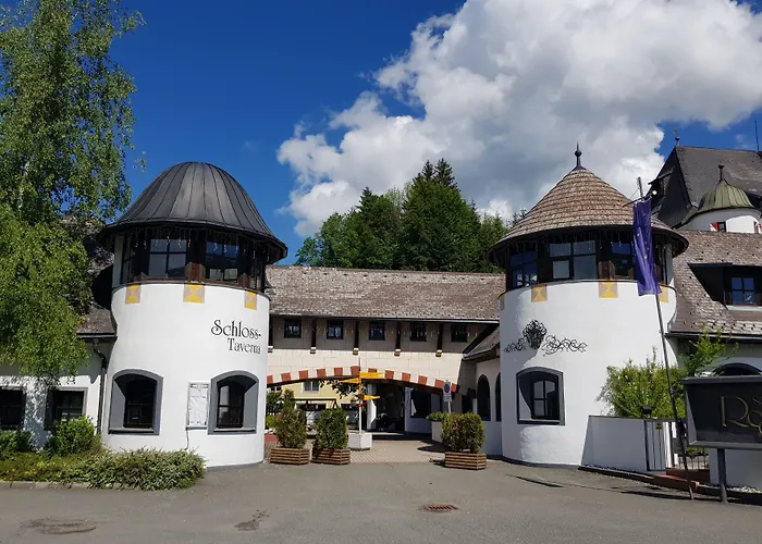 Family Schloss Rosenegg Hotel