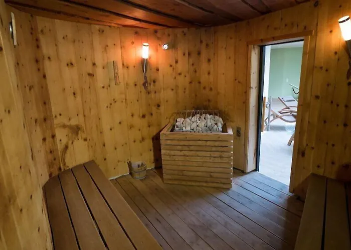 Family Schloss Rosenegg Hotel